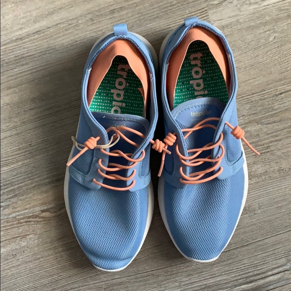 NEW Tropicfeel Sustainable Sneakers 2 pairs!!